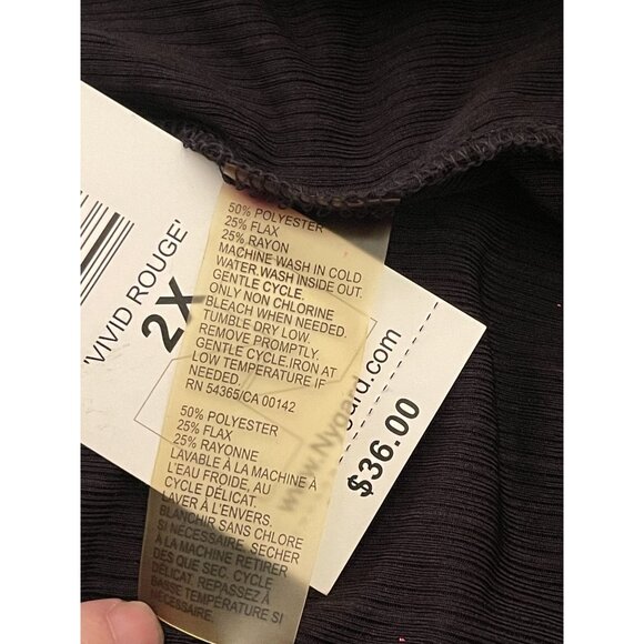 TanJay Women's PLUS 2X Red Black Shimmer Sleeveless Blouse Holiday Christmas NWT - Picture 8 of 9